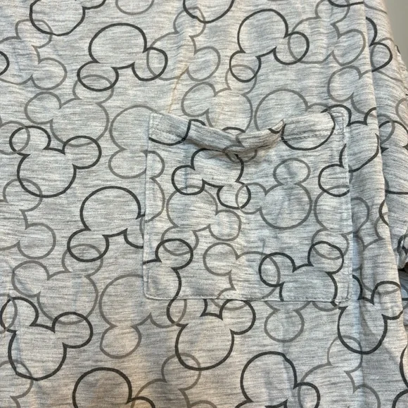 Mickey Mouse shirt - Picture 2 of 4